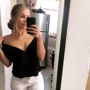 Meet your Posher, Macy